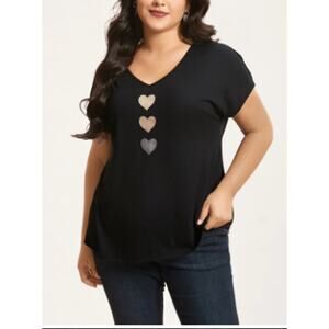 BLOOMCHIC 14-16 1X Plus Heart Print Stretchy Dolman Sleeve T-Shirt NWT B32